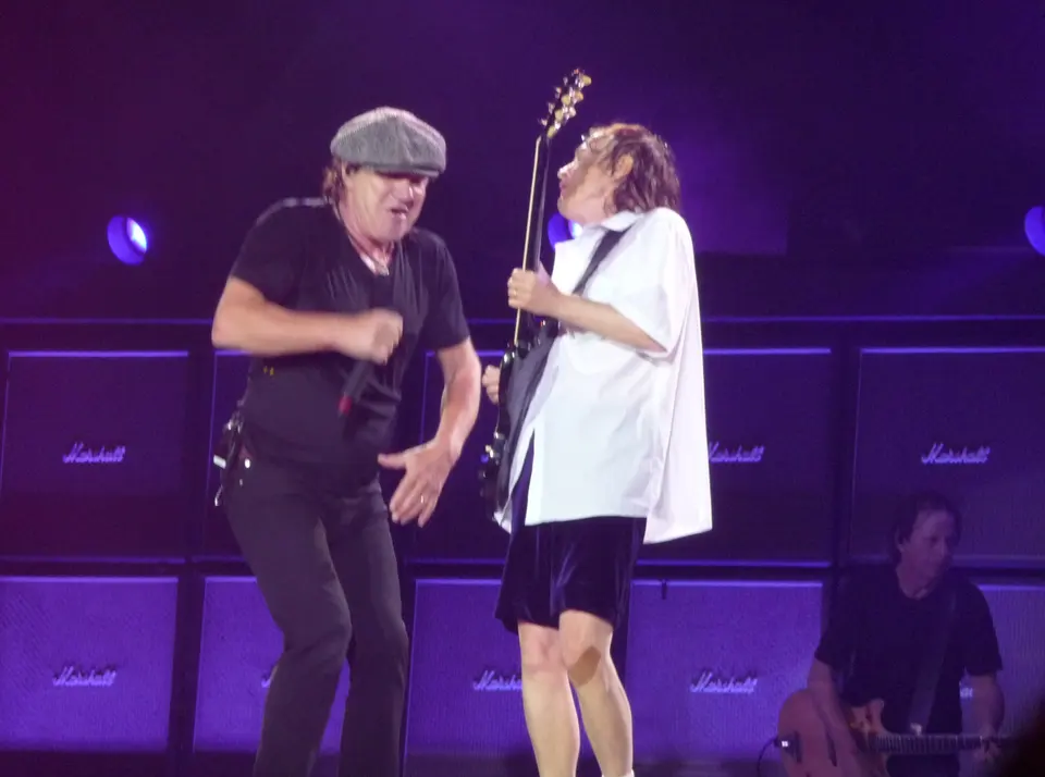 Brian et Angus, épaule contre épaule