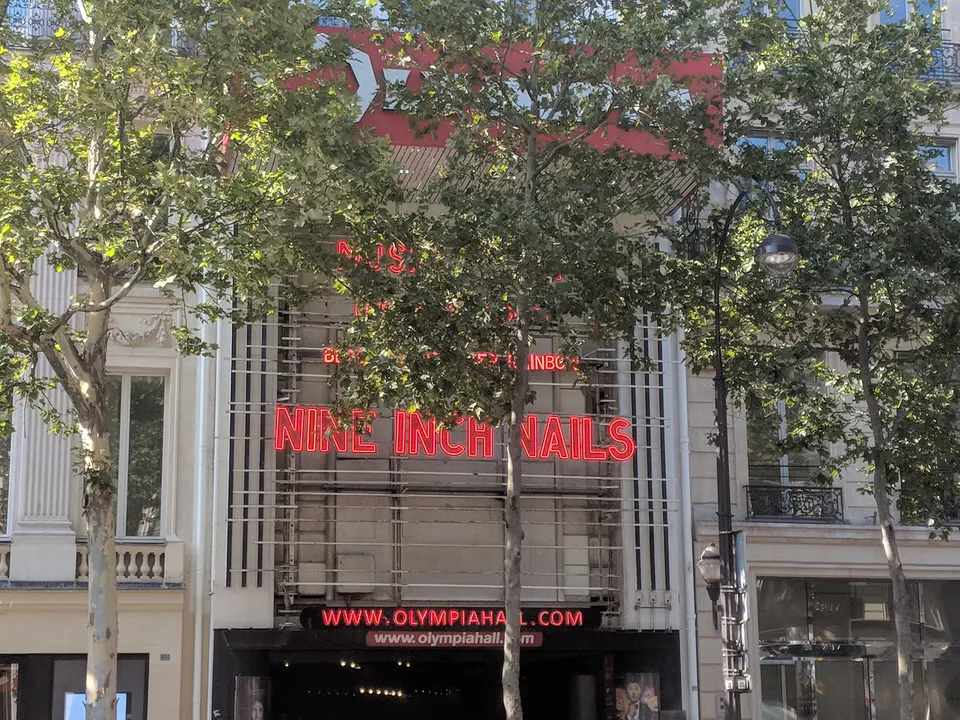 Boulevard des Capucines, l'affiche est là