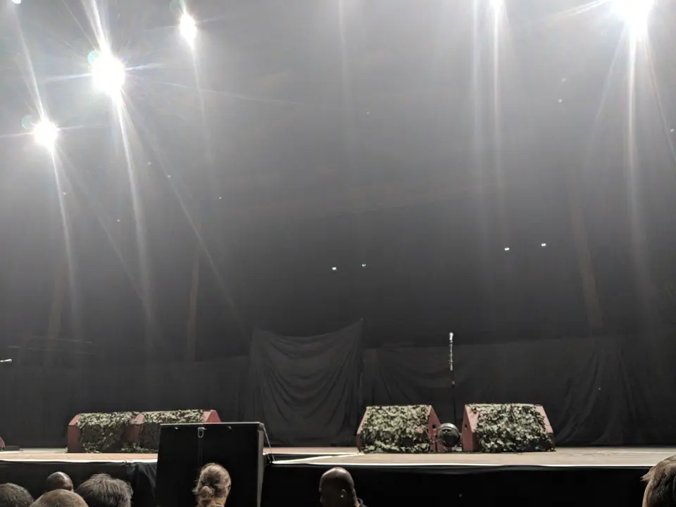 Scène voilée, juste avant Maiden