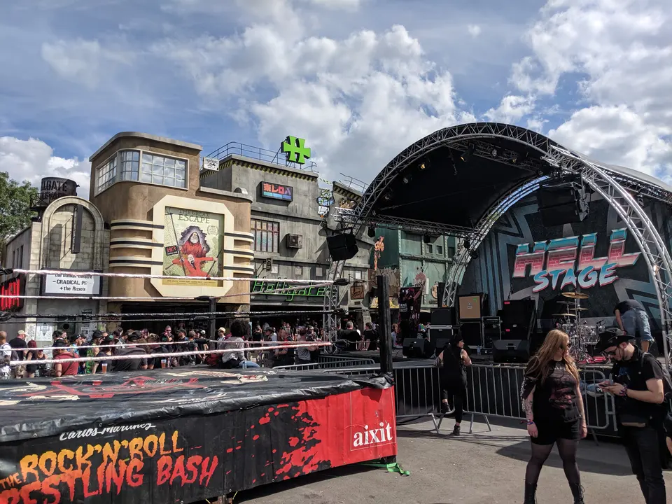 La Hell Stage, ring de catch