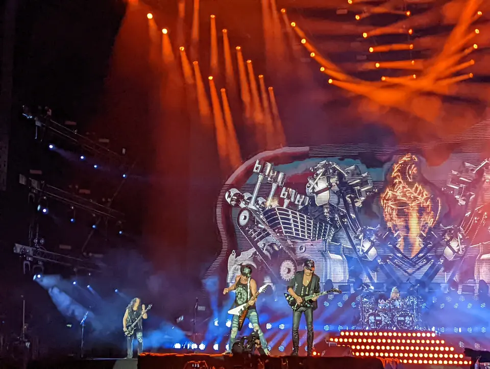 Orange brûlant pour les Scorpions