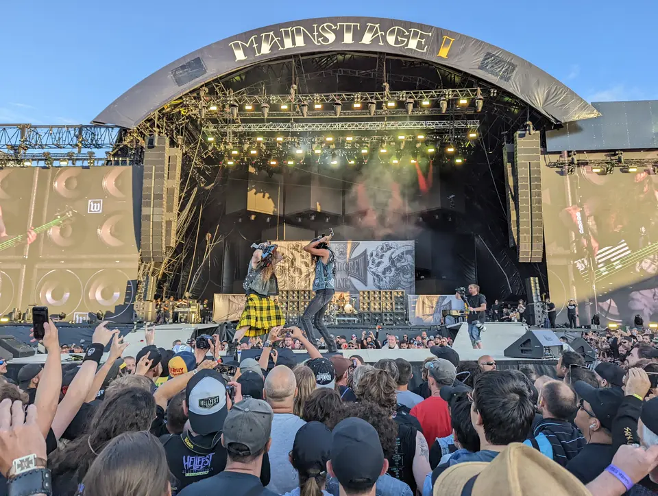 Black Label Society sous le soleil