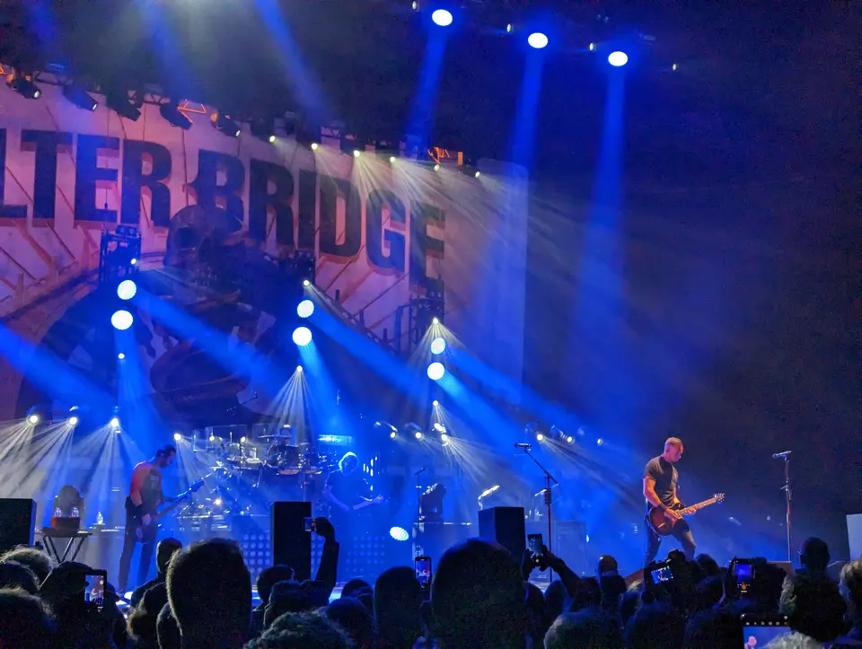 Alter Bridge — Palais des Sports
