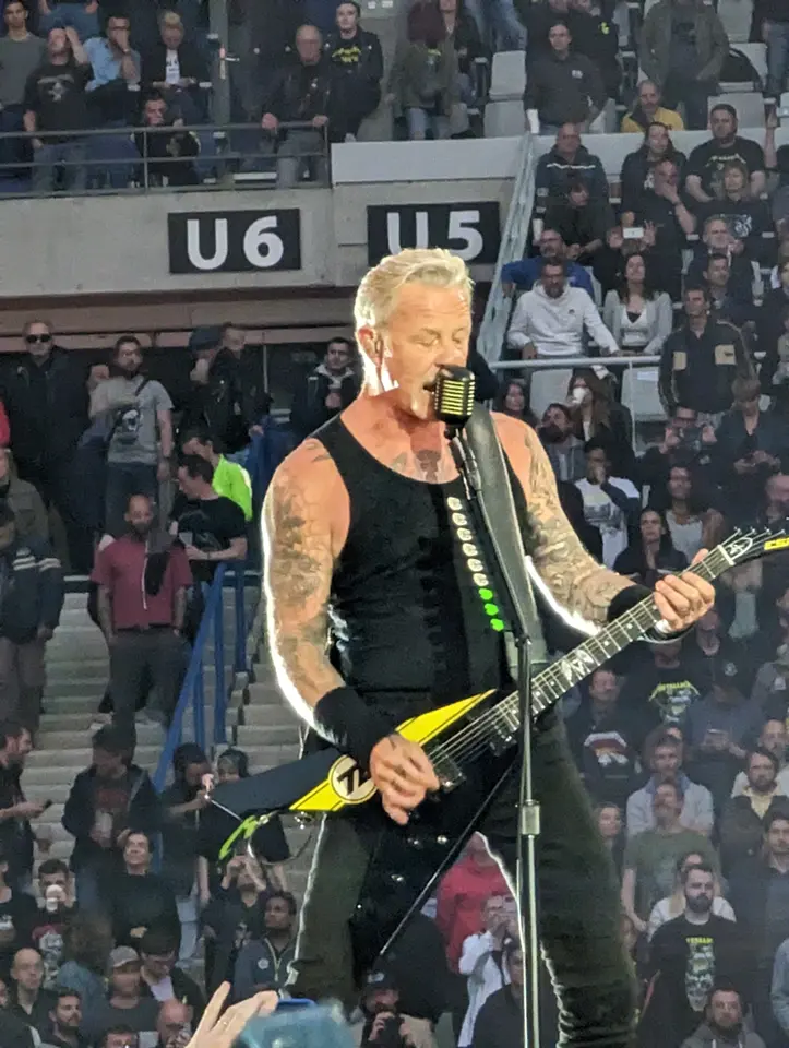 James Hetfield, Explorer jaune et noire