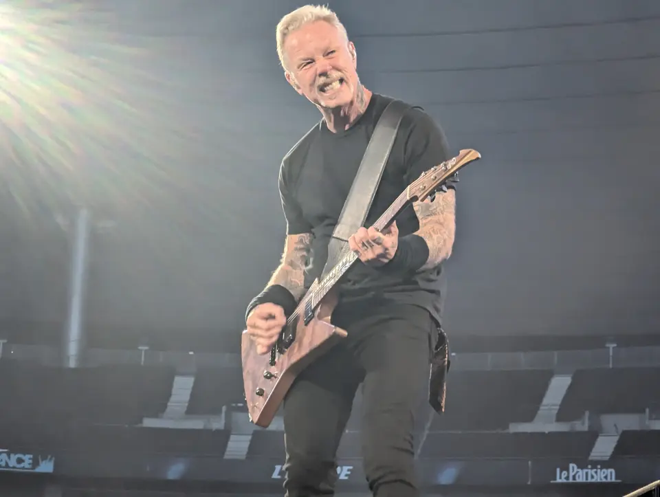 James Hetfield, sourire carnassier