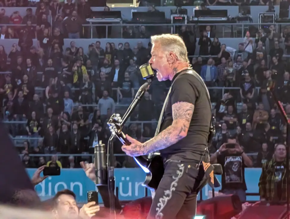 James Hetfield au micro